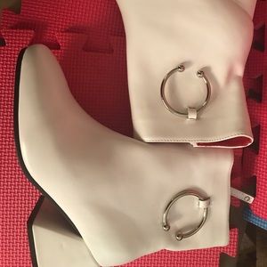 Dorateymur nizip embellished leather ankle boots